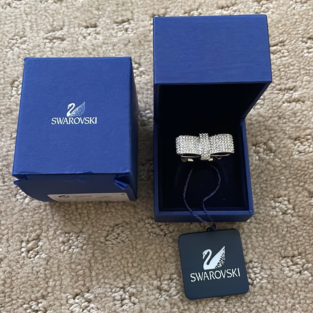 Swarovski Bow Ring - image 5